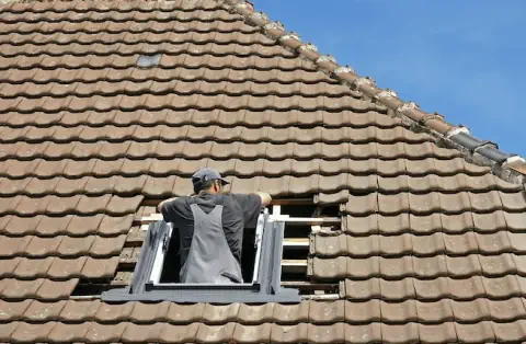 Pose de velux - Lafitte sur Lot